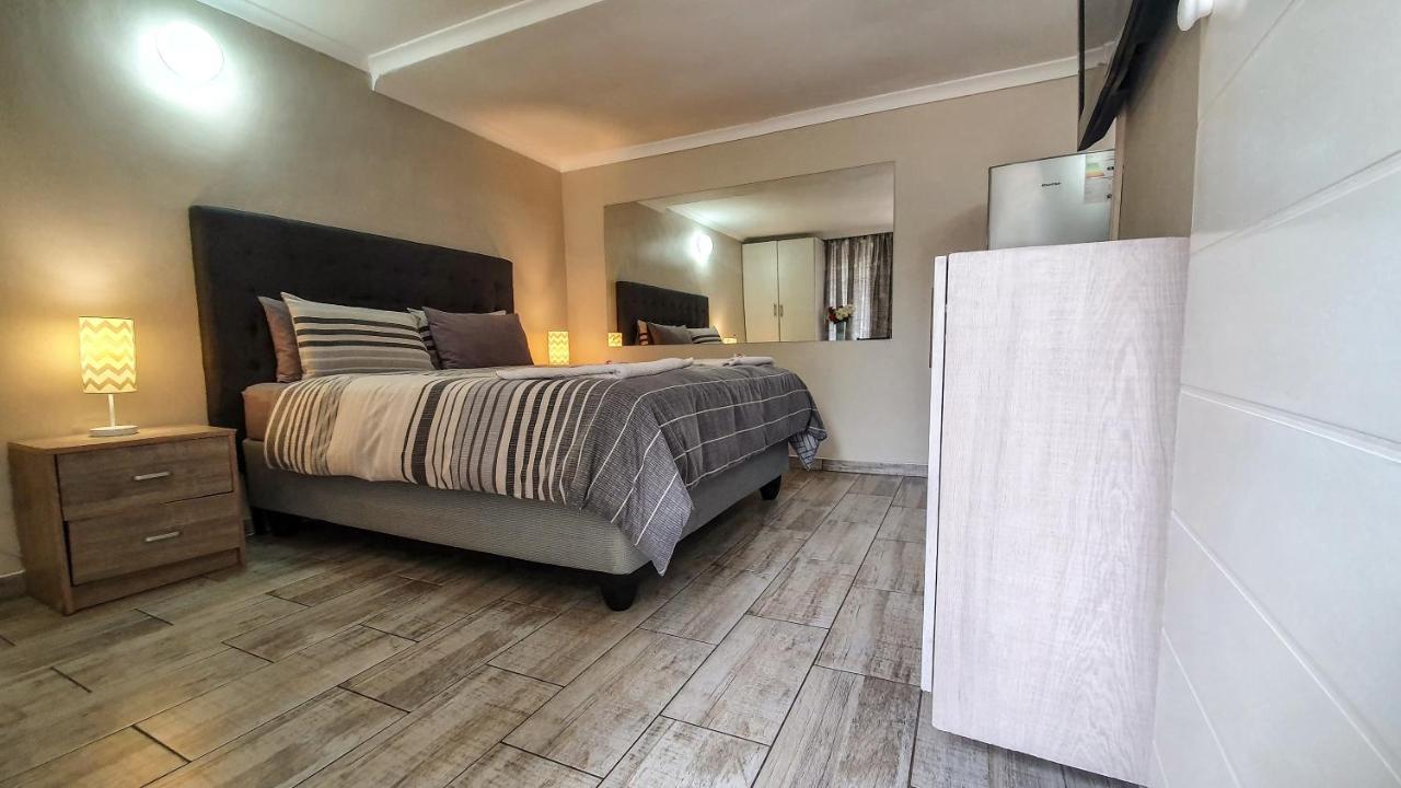 Home Away From Home Pinetown Kültér fotó