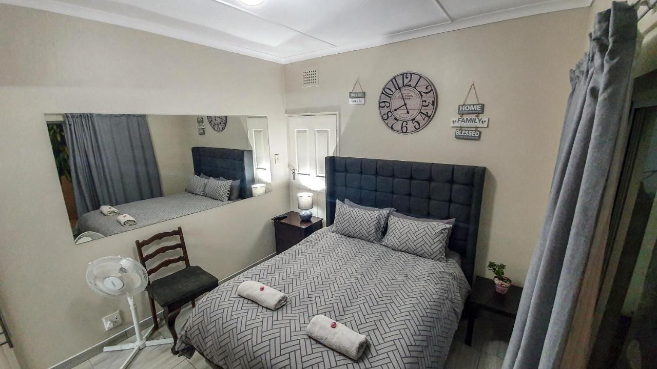 Home Away From Home Pinetown Kültér fotó