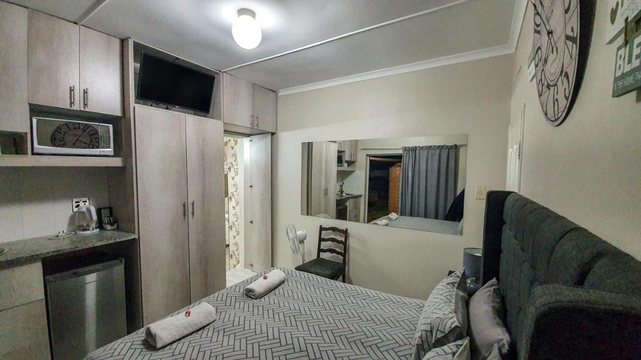 Home Away From Home Pinetown Kültér fotó