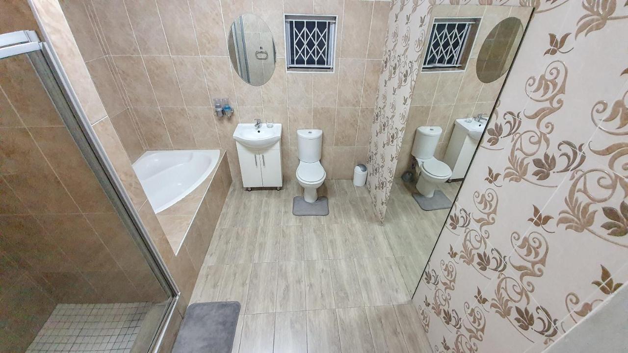 Home Away From Home Pinetown Kültér fotó