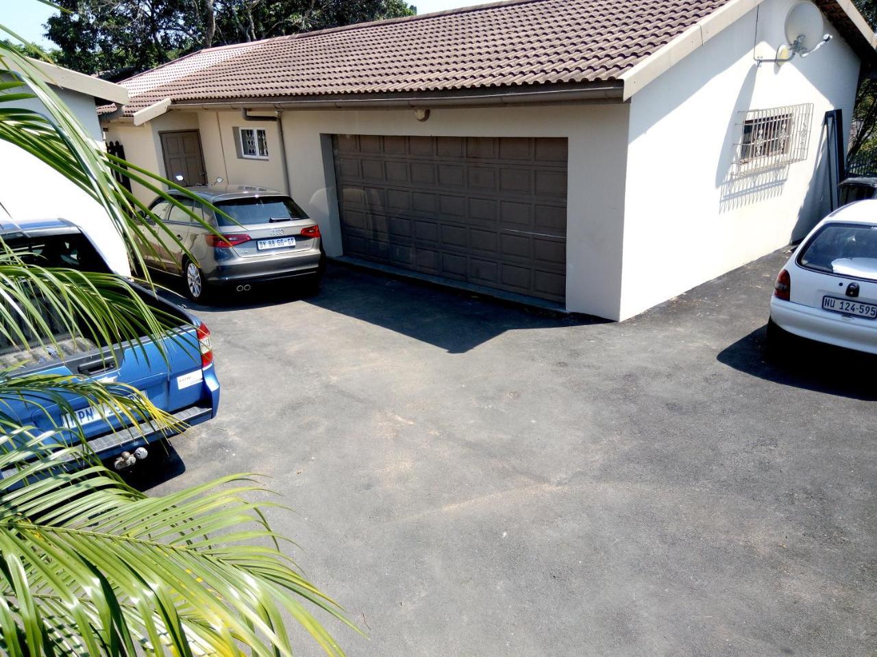 Home Away From Home Pinetown Kültér fotó